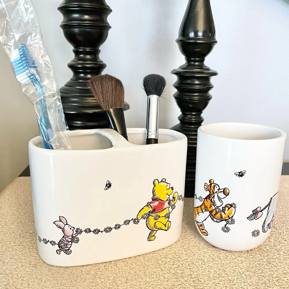 NWT Winnie the Pooh Daisy Chain Toothbrush Holder/Rinse Cup Set - Picture 2 of 11